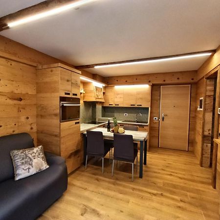 Bertuzzi Luxury Chalet อาปริกา ภายนอก รูปภาพ