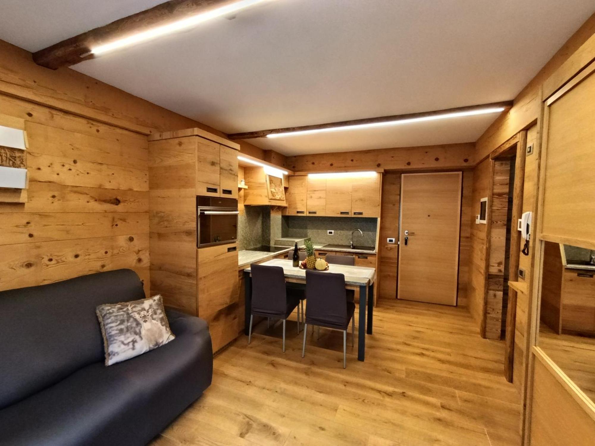 Bertuzzi Luxury Chalet อาปริกา ภายนอก รูปภาพ